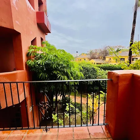 Apartment Alicate & Luxury Monteros *